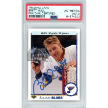 Brett Hull 1990-91 Upper Deck Autograph Card #546 PSA/DNA (Light Blue)