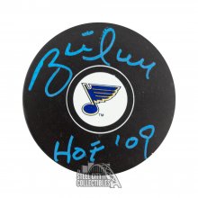 Brett Hull HOF 09 Autographed St Louis Blues Hockey Puck (Blue Ink) - BAS COA