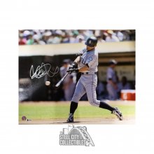 Ichiro Suzuki Autographed Seattle Mariners 16x20 Photo - BAS COA (Silver Ink)