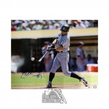 Ichiro Suzuki Autographed Seattle Mariners 16x20 Photo - BAS COA (Blue Ink)