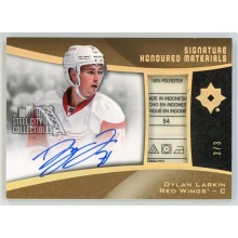 Dylan Larkin 2015-16 Upper Deck Ultimate Collection Rookie Tag Patch Autograph Card #SHM-DL 3/3
