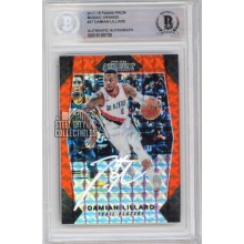 Damian Lillard 2017-18 Panini Prizm Mosaic Orange Autograph Card #37 BAS (White)