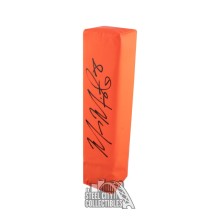 Marcus Mariota Autographed Pylon - Beckett