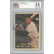 Willie Mays 1957 Topps Card #10 BVG 5.5 Excellent+