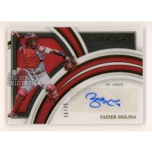 Yadier Molina 2022 Panini Immaculate Autograph Card #CIS-YM 16/25