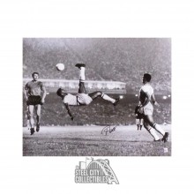 Pele Autographed 16x20 Photo - BAS (Horizontal)