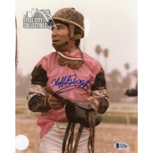 Laffit Pincay Jr Autographed 8x10 Photo (Pink Shirt) - BAS COA