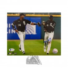 Luis Robert Autographed Chicago White Sox 8x10 Photo - BAS COA (Fist Bump)