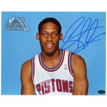 Dennis Rodman Autographed Detroit Pistons 8x10 Photo - Leaf COA