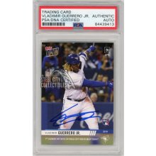 Vladimir Guerrero Jr 2019 Topps Now Autographed Rookie Card #137- PSA/DNA