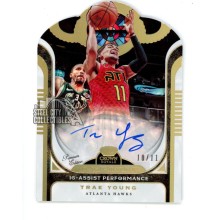 Trae Young 2019-20 Panini Crown Royale Autograph Card #RA-TYG 10/11